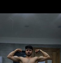 Siddharth Chauhan - Male escort in Ghaziabad