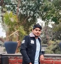 Siddharth - Male escort in Gurgaon