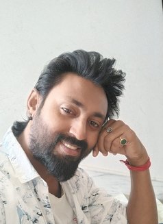 Siddharth Roy - Male escort in Kolkata Photo 1 of 6