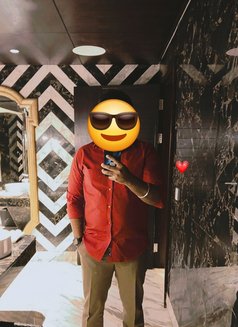 Siddharth - Acompañantes masculino in Colombo Photo 3 of 4