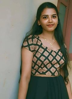 Siddhi - escort in Colombo Photo 2 of 2