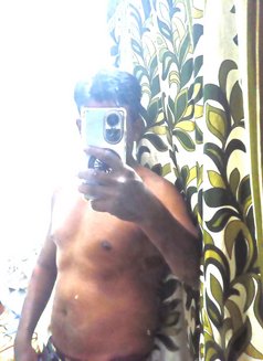 Panter Siddy - Male escort in Bangalore Photo 1 of 3