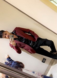 Sidforyou - Male escort in Gurgaon Photo 1 of 1