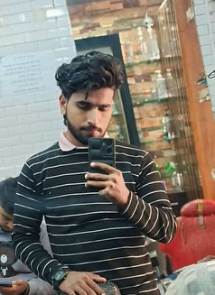 Sidh - Male escort in Kolkata Photo 1 of 1