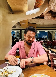 Sidharth - Male escort in Kolkata Photo 1 of 1