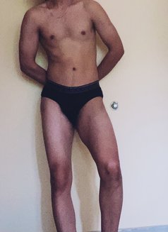 Sidharth - Male escort in Chandigarh Photo 3 of 4