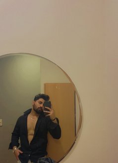 Sidharth - Male adult performer in New Delhi Photo 1 of 1