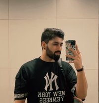 Sidharth - Acompañantes masculino in New Delhi