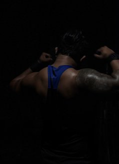 Sidharth the Naughty Bull and fit guru - Male escort in Mumbai Photo 6 of 7