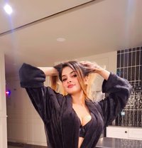 Sidra Independent Escort Karachi - puta in Karāchi