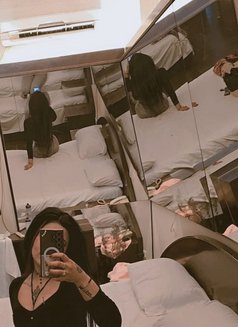 Sidra - escort in Beirut Photo 4 of 5