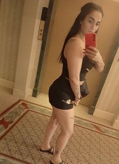 Sidra - escort in Beirut Photo 6 of 13