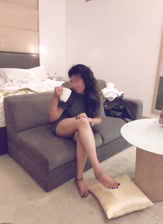 Sidra Qure for Real Meet Fun ,Ping me - escort in Bangalore Photo 2 of 7
