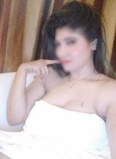 Sidra Qure for Real Meet Fun ,Ping me - escort in Bangalore Photo 6 of 7