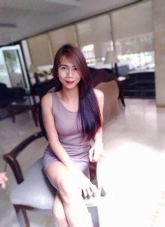 Sienna - Transsexual escort in Manila Photo 2 of 4