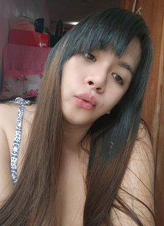 Sienna - Transsexual escort in Taipei Photo 7 of 8