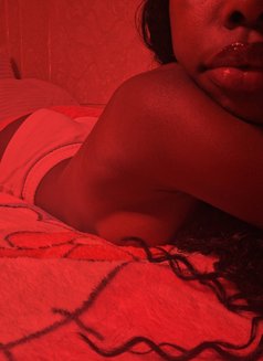 Sienna - escort in Nairobi Photo 1 of 5