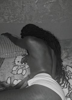 Sienna - escort in Nairobi Photo 2 of 5