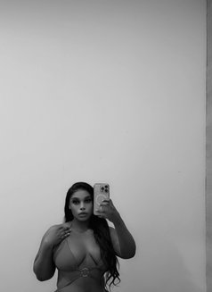 Sienna - escort in Kuala Lumpur Photo 13 of 13