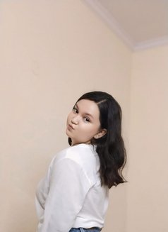 Sifraa - puta in Kathmandu Photo 1 of 1