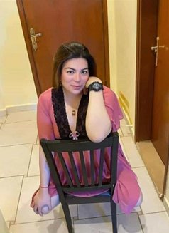 Sih - Transsexual escort in Kuwait Photo 3 of 5