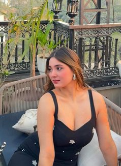 Sij Mish - escort in Fujairah Photo 4 of 7