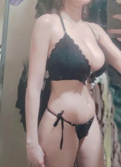 Sika Odette - puta in Manila Photo 3 of 3
