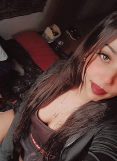Sileen - escort in Beirut Photo 9 of 11