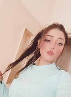 Sileen - escort in Beirut Photo 11 of 11