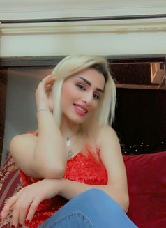 Silena - escort in Beirut Photo 4 of 7