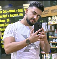 Silent Charm - Male companion in Dubai