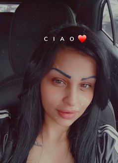 Silin - escort in Beirut Photo 5 of 6