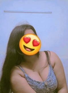 Anny Cam And Real Meet - puta in New Delhi Photo 3 of 5