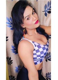 Silk Smitha - Transsexual escort in Bangalore Photo 2 of 6