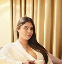 Silk Jaan - Transsexual escort in Pune Photo 25 of 30