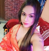 Silk Smitha - Transsexual escort in Kolkata Photo 9 of 18