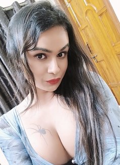 Silk Smitha - Transsexual escort in Kolkata Photo 13 of 18