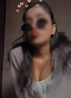 Silky Girl 4 Sexual Pleasure at My Place - puta in New Delhi Photo 7 of 15