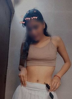 Silky Girl 4 Sexual Pleasure at My Place - puta in New Delhi Photo 15 of 15