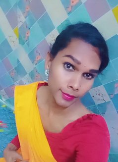 Silky Transexual Cd - Transsexual escort in Hyderabad Photo 3 of 9