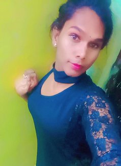 Silky Transexual Cd - Transsexual escort in Hyderabad Photo 5 of 9