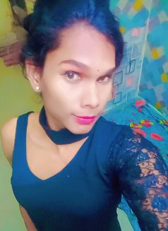 Silky Transexual Cd - Transsexual escort in Hyderabad Photo 6 of 9