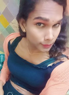 Silky Transexual Cd - Transsexual escort in Hyderabad Photo 8 of 9