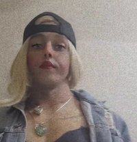 Silla - Transsexual escort in Cairo