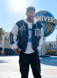 Silverado - Male escort in Warri Photo 1 of 4