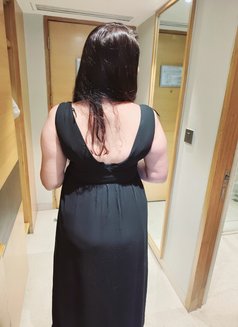 Silvi Chaudhery - escort in New Delhi Photo 5 of 5