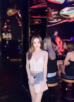 Silvi - escort in Bali Photo 4 of 9