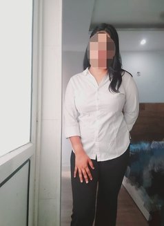 Sim Recently moved to this lifestyle - escort in Gurgaon Photo 2 of 3