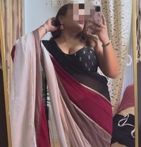 Bhabhi cam - escort in New Delhi
