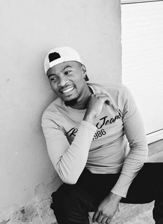 Simana - Acompañantes masculino in East London Photo 1 of 1